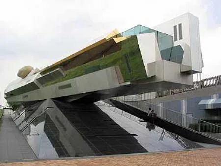 makoto_sei_watanabe_k_museum.jpg