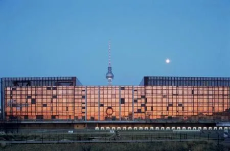 volkspalast_berlin_01.jpg