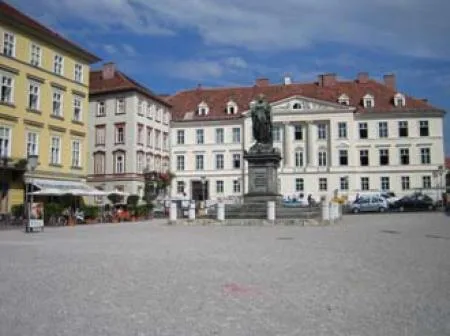 freiheitsplatz_graz_02.jpg