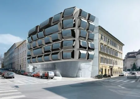 050215_hadid_wbkommod_0.jpg