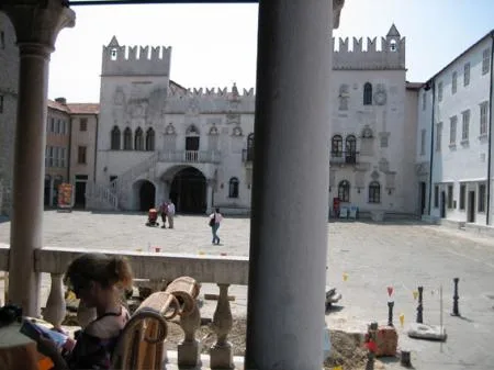 slo_excursion_hauptplatz_koper_img_0762.jpg
