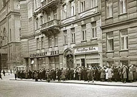 sonntag_184_warteschlange.jpg
