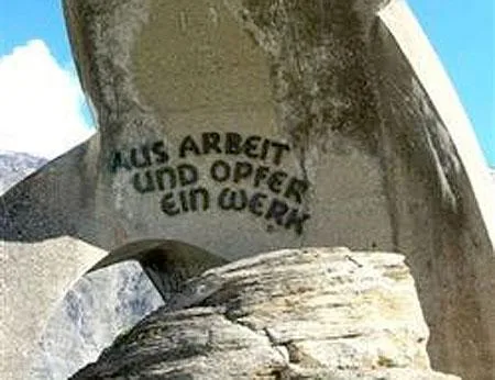 sonntag_192_kaprun_denkmal.jpg