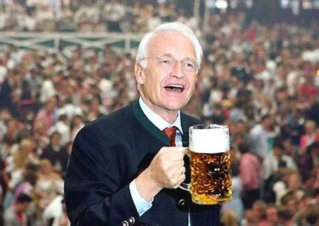 sonntag_201_masskrug_stoiber.jpg