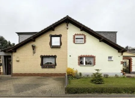 hda_ausstellung_doppelhaushaelften_0.jpg