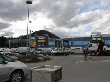 lechner_sopping_nord_eingangsfass.jpg