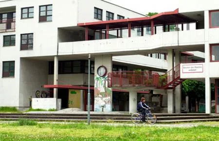 stadt_des_kindes_clemens_fabry20080612211023_kopie.jpg