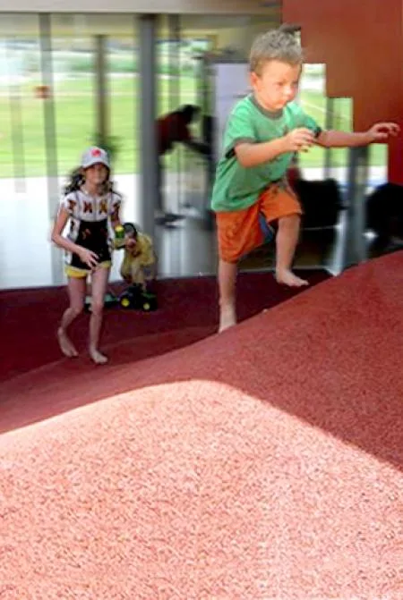 villa_auf_und_ab_erffnung_foto_werluschnig.jpg