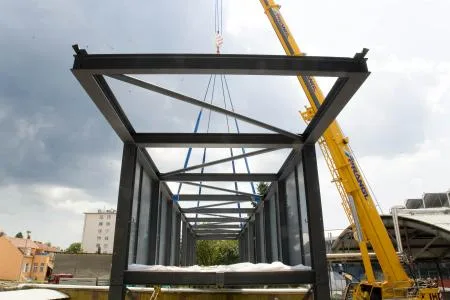 upc_arena_bruecke59.jpg