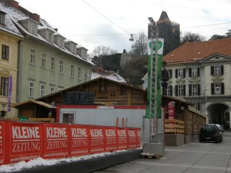 lechner_minus_winterwelt_mit_denkmal_1.jpg