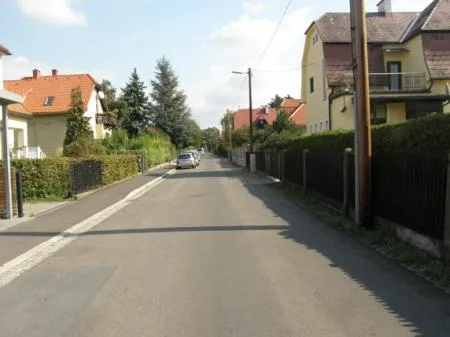 lechner_orf_bild_07_rosengasse_mit_gartenstadtscharakter.jpg