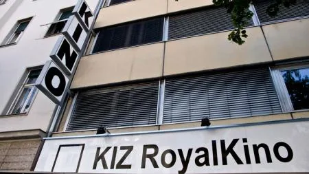 kizroyalneu_02.jpg