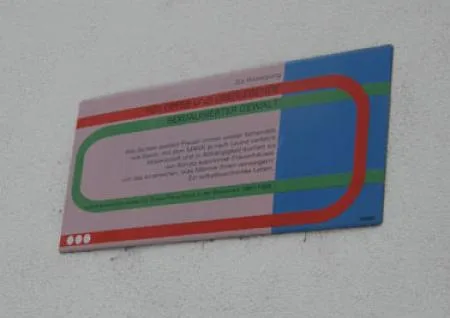 lechner_grieswanderung_bild15_woment_gedenktafel_1.frauenhaus.jpg