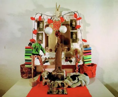 riewe_kri_profaner_altar.jpg
