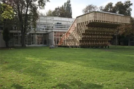 hengstler_steirischer_herbst_2010_festivalzentrum.jpg