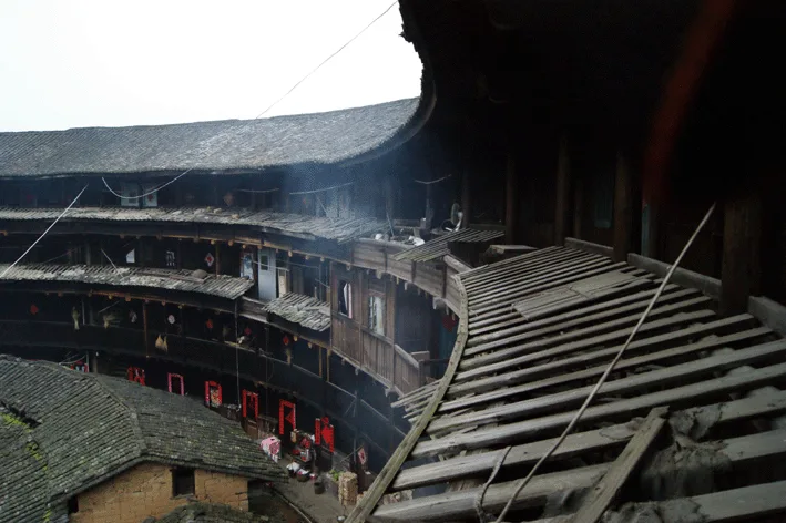 mitterberger_tulou_3_kopie.gif