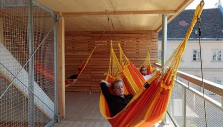 heri_und_salli_flederhaus_innen_03.jpg