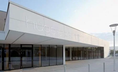steirischer_holzbaupreis__2011_huegellandhalle_puerstl_langmaier_foto_paul_ott.jpg