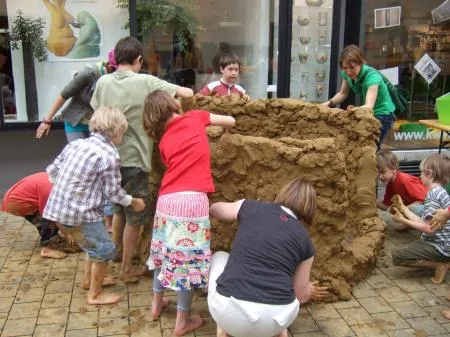 ibini_kinderworkshop_foto_andreas_strohriegel_0.jpg
