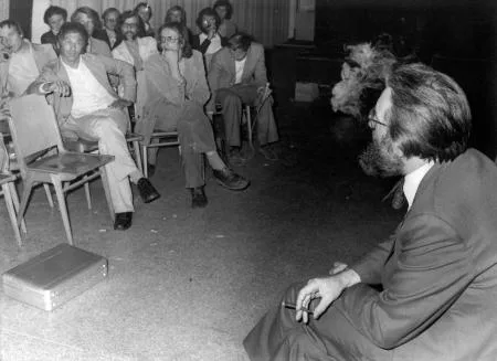 3_giedomening_reynerbanham1977.jpg