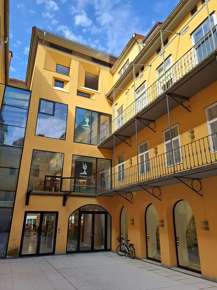 bild_16_herrengasse_1_pawlatschen_nordseits.jpg