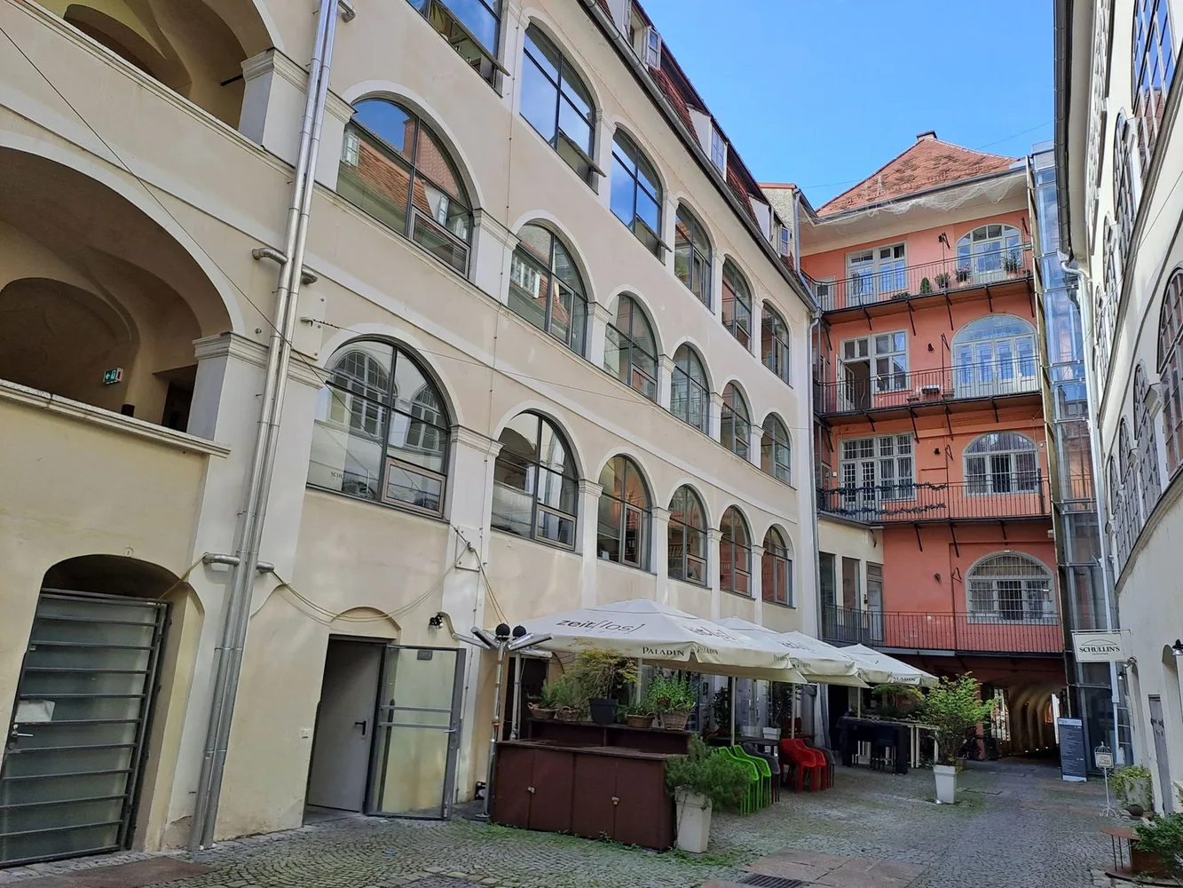 bild_12_herrengasse_3_hofarkaden.jpg