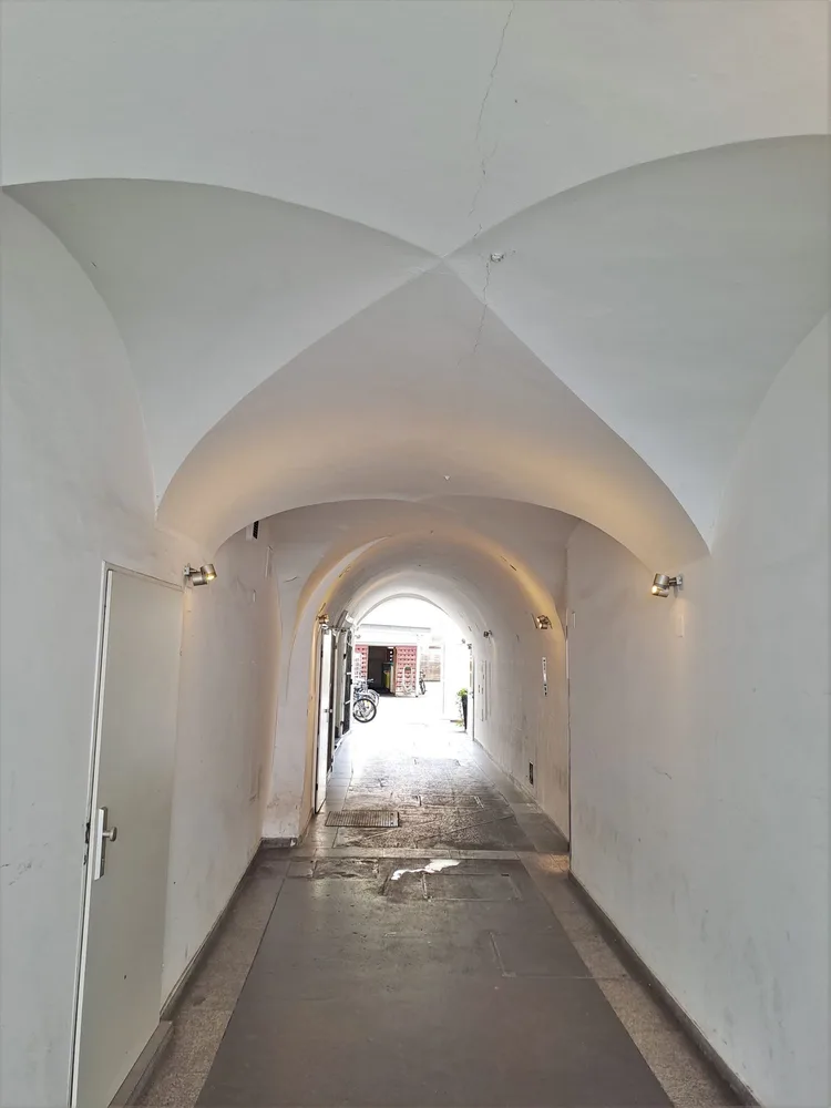 bild_5_herrengasse_5_einfahrt.jpg