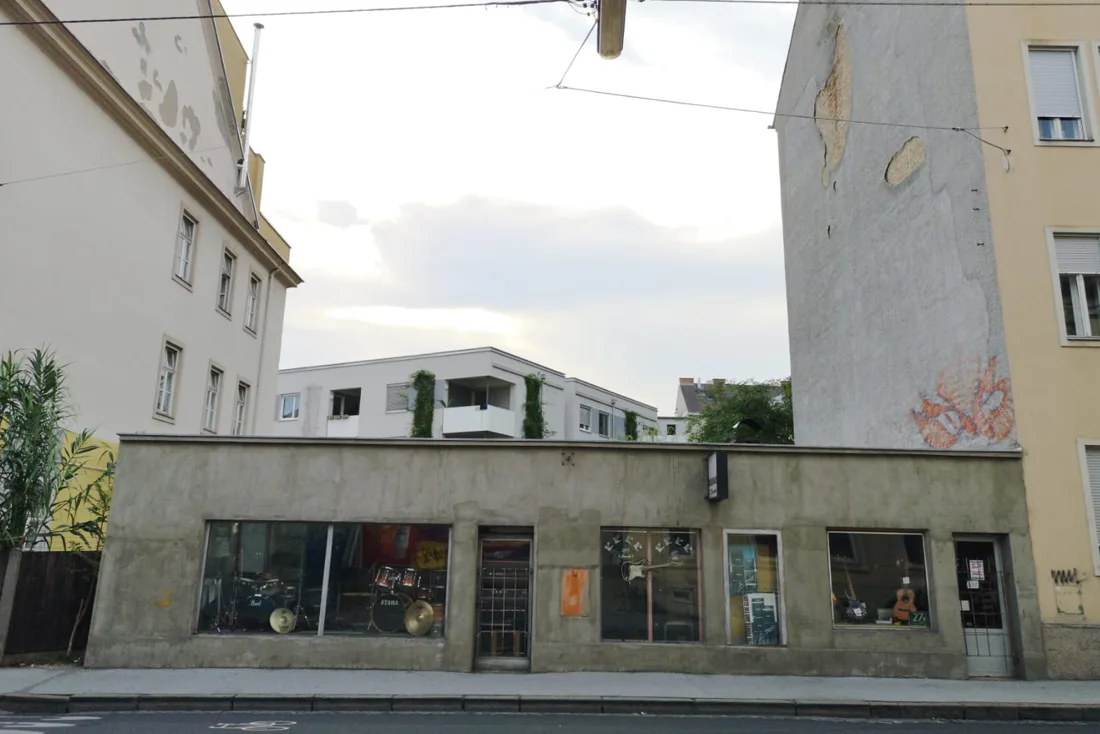 bild_1_lazarettgasse-27a_vor_dem_neubau_copyright_wohninvest.png