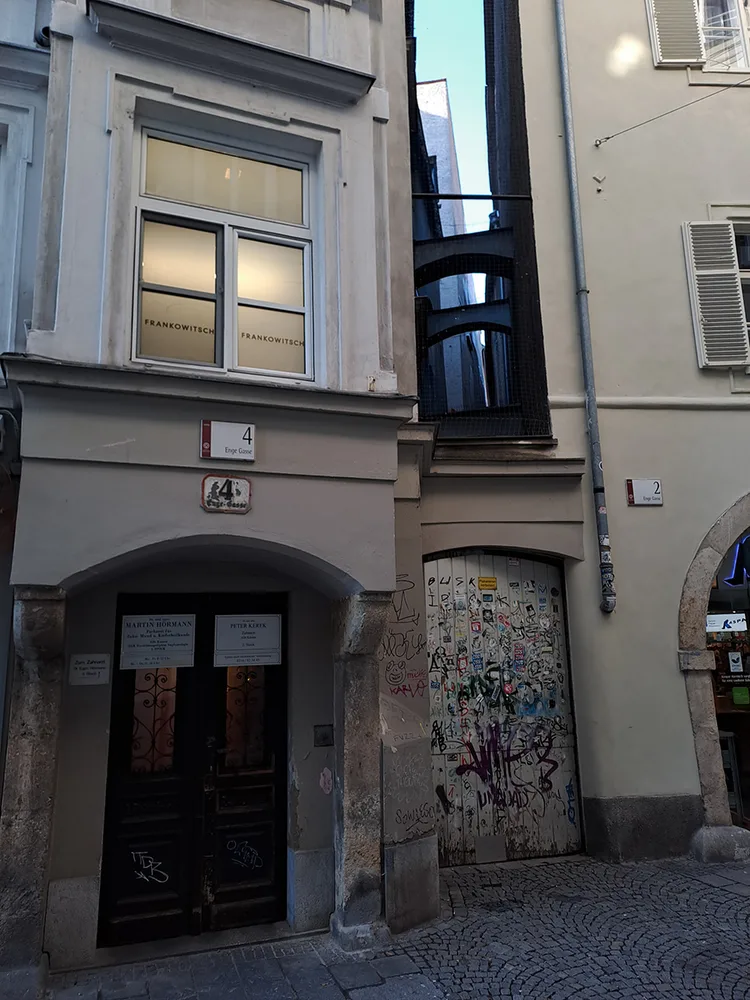 © Peter Laukhardt bild_4_engegasse_mit_goltgasse.jpg
