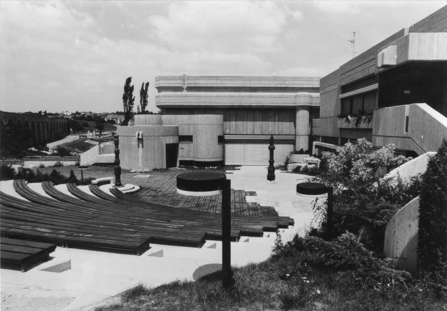 Kulturzentrum Mattersburg Blick von Süden mit Arena, Architekt Herwig Udo Graf