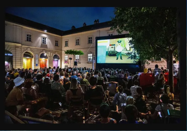 Architektur Film Sommer 2023 im Hof des Az W Foto Pablo Leiva