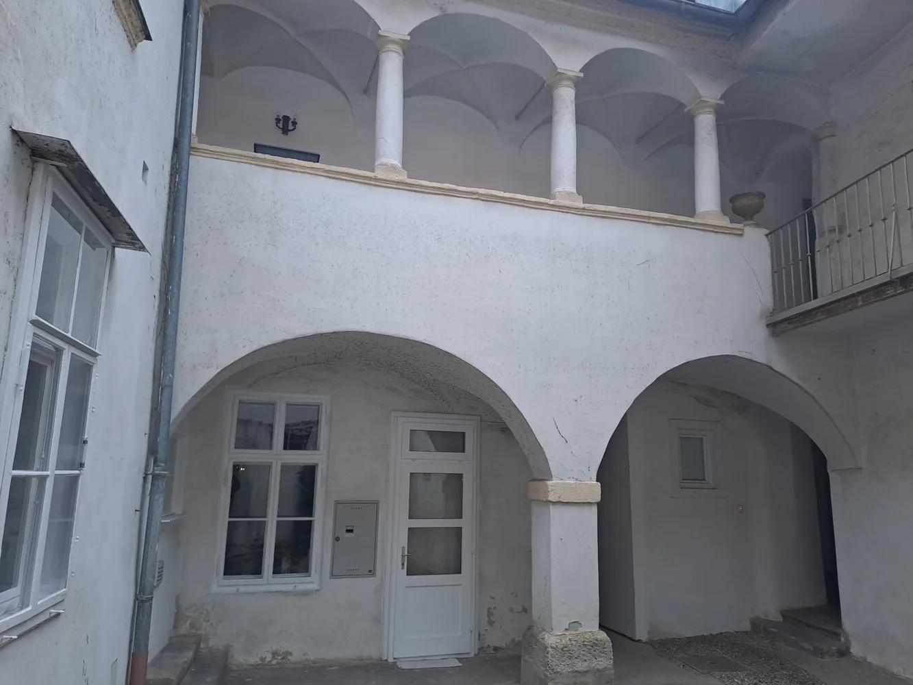 © Peter Laukhardt Graz, Kaiser-Franz-Josef-Kai 52, Arkadenhof, 2024