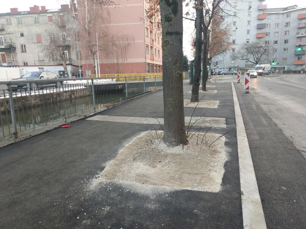 © Elisabeth Kabelis-Lechner Bild 1 Resultat des vorübergehenden Haltestellenumbaus in der Elisabethinergasse, Dezember 2023