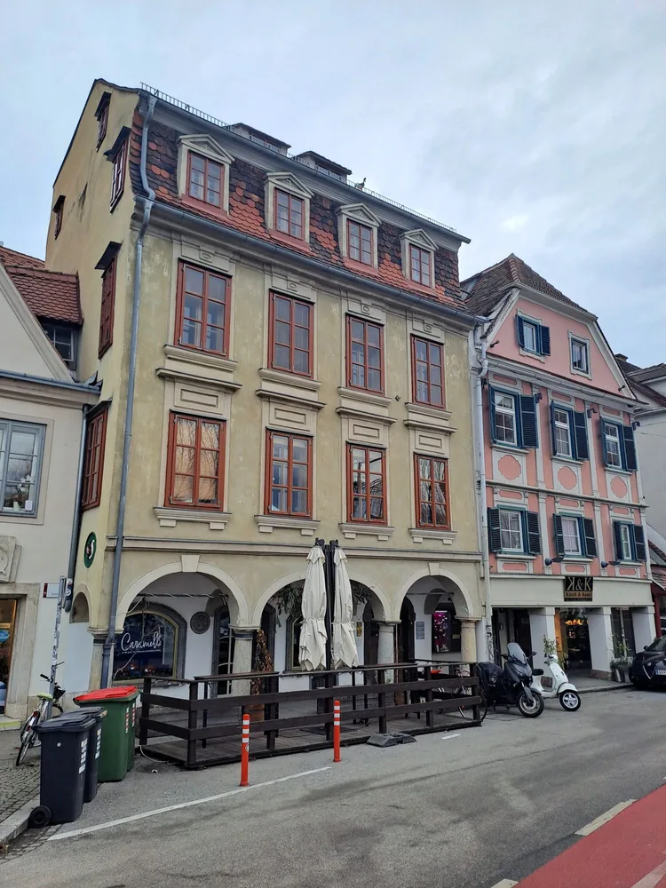 © Peter Laukhardt Graz Neutorgasse 7, 9