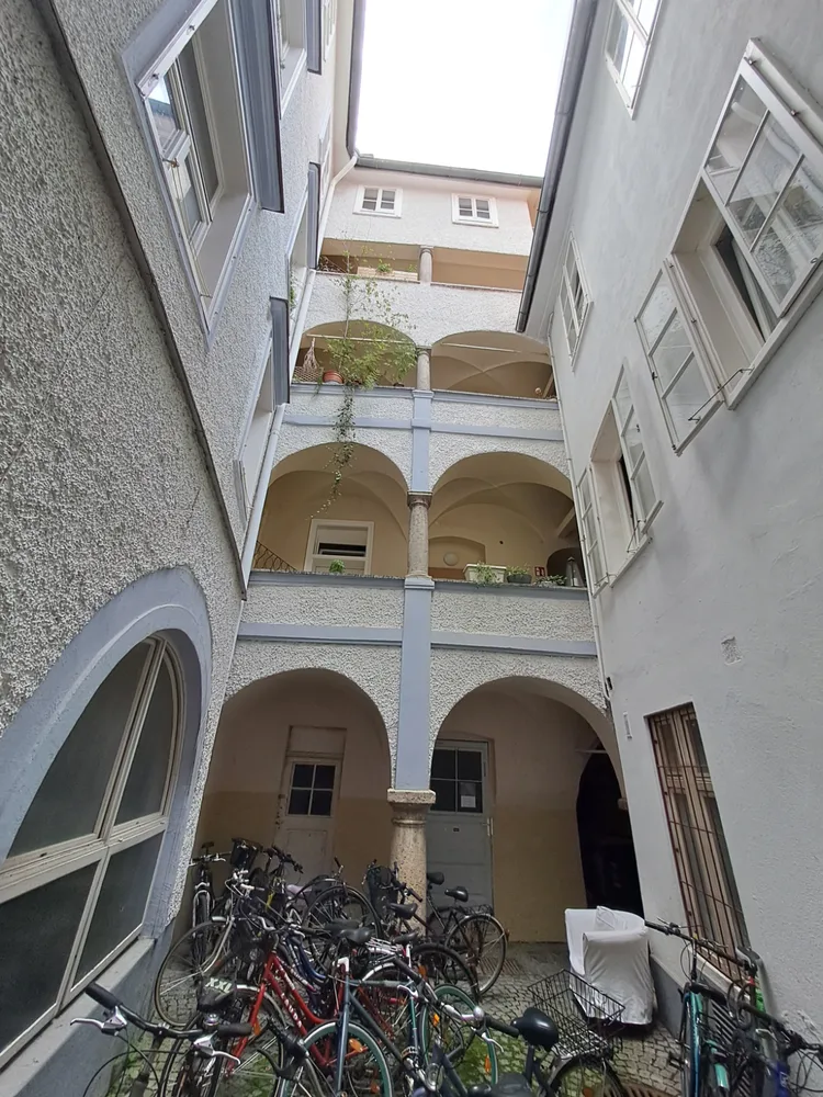Raubergasse 11, Arkadenhof, Graz 2024