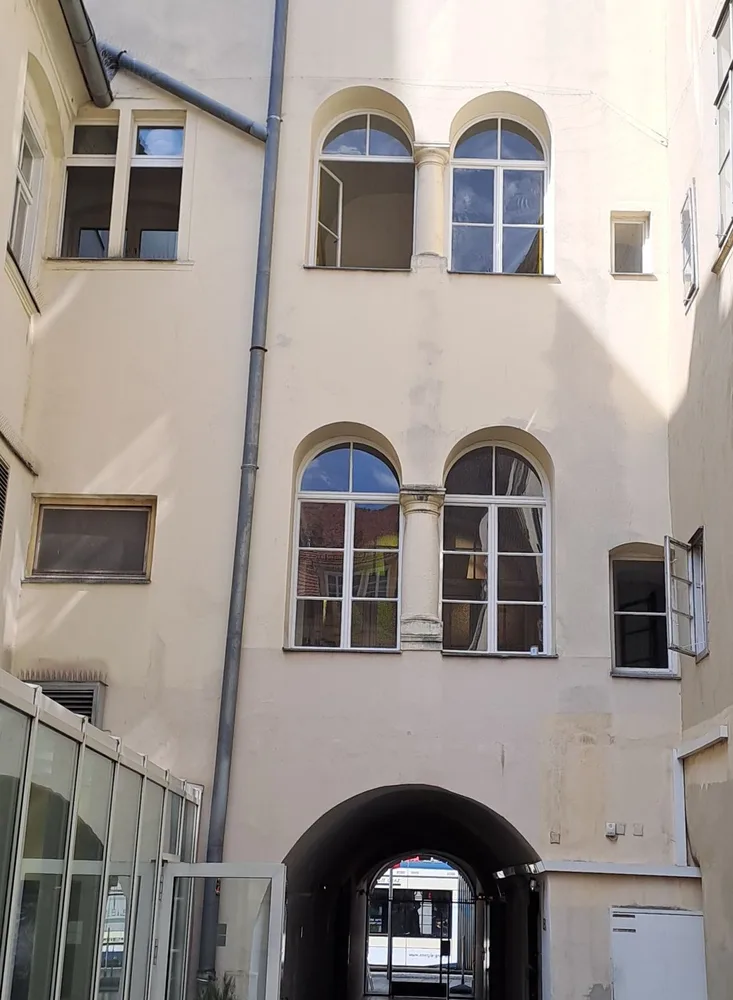 © Peter Laukhardt Bild 2 Herrengasse 5, Hofarkaden