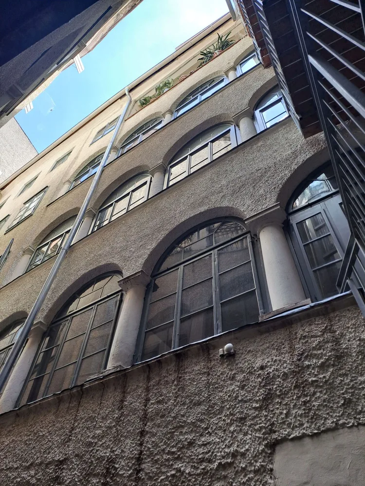 © Peter Laukhardt Bild 8 Hauptplatz 12, Hofarkaden