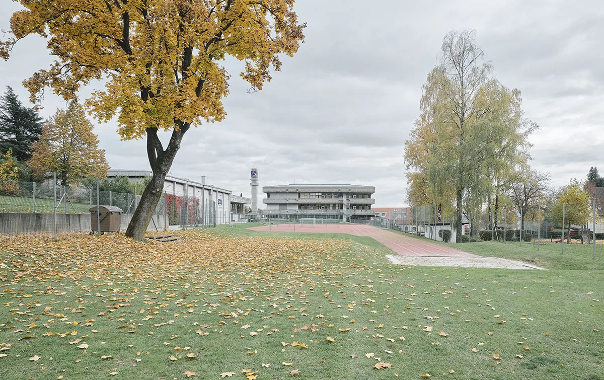 Außenansicht, Mittelschule Weiz, Architektur Viktor Hufnagl, 1968, Foto 2020