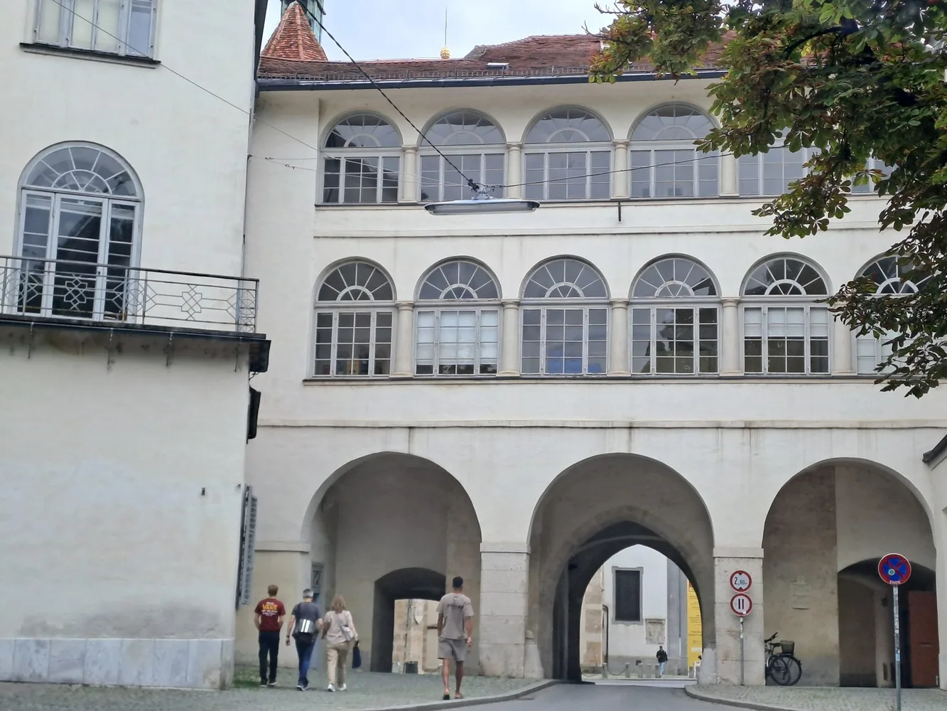© Peter Laukhardt Bild 13, Burggasse 15, Burgtor-Arkaden
