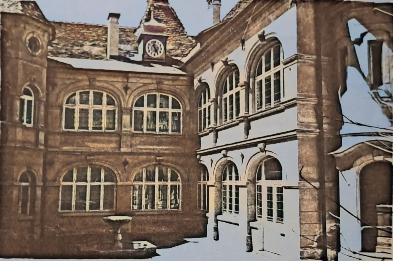 © Peter Laukhardt Grazer Innenhof, Hallerschloßstraße 30, mit Arkaden