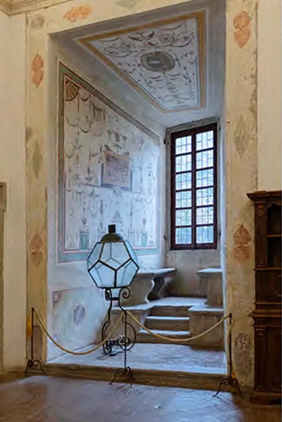 Laternengehäuse aus 12 regelmäßigen Fünfecken in der Stanza della Primavera im Palazzo Farnese von Giacomo Barozzi da Vignola, Caprarola, 1559 (Foto: Martin Feiersinger)