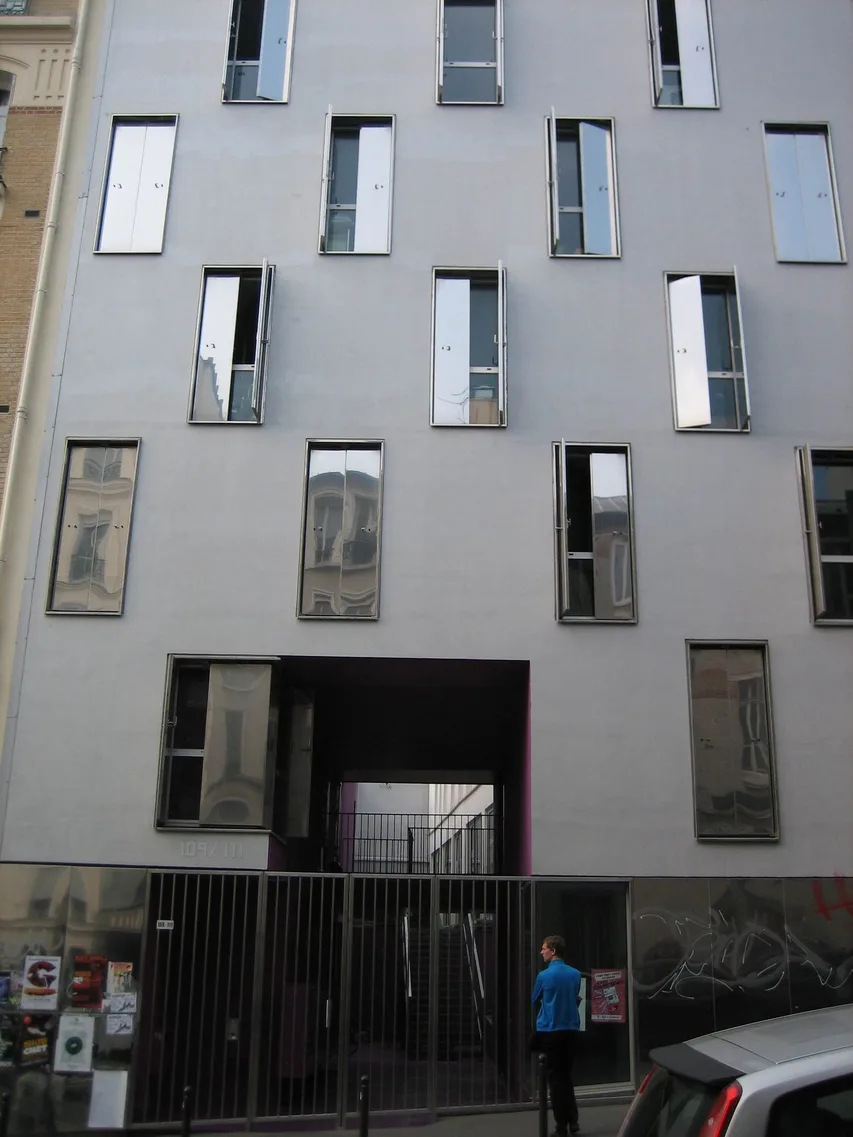sozialer wohnbau in paris, 2011