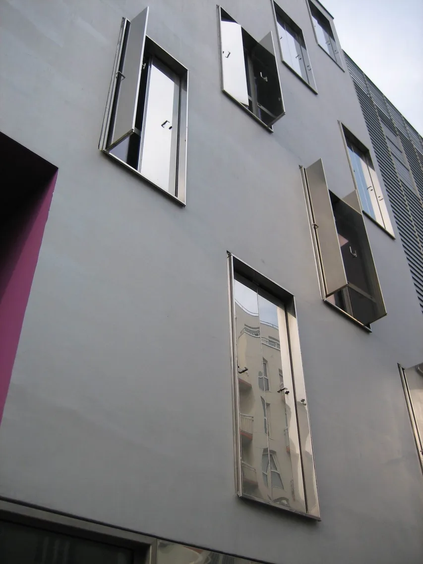 sozialer wohnbau in paris, 2011