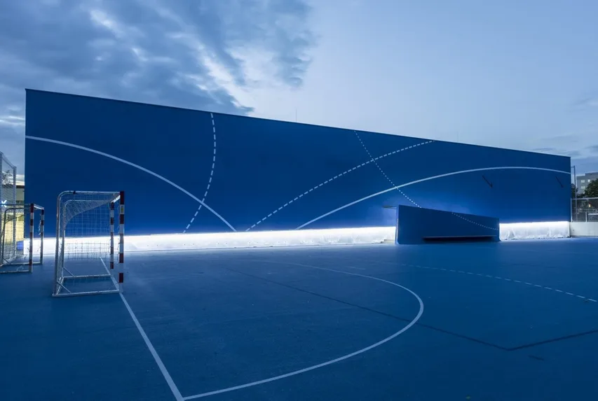 blue box 04