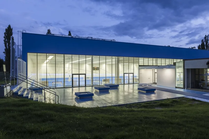 blue box 05