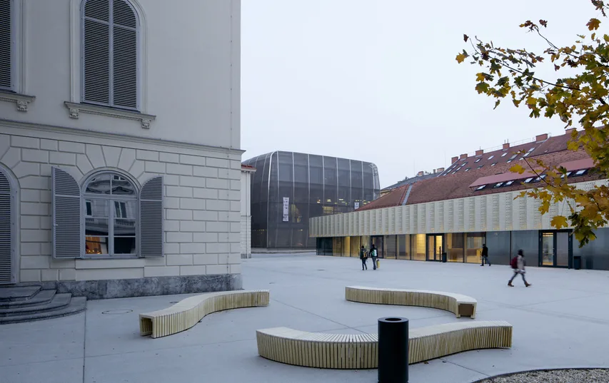 Palais Meran, Campus, MUMUTH und Theater im Palais. Ansicht vom Westen