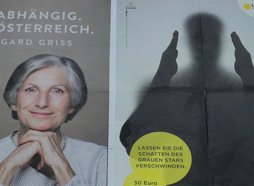 VOR DER KABINE