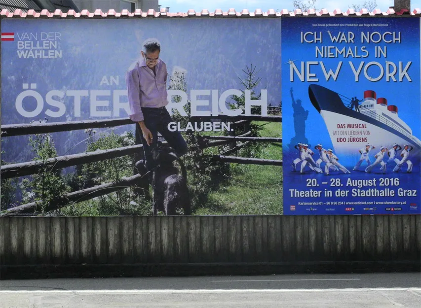 VOR DER KABINE
