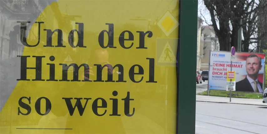 VOR DER KABINE