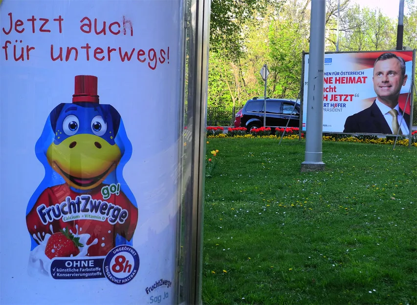 VOR DER KABINE